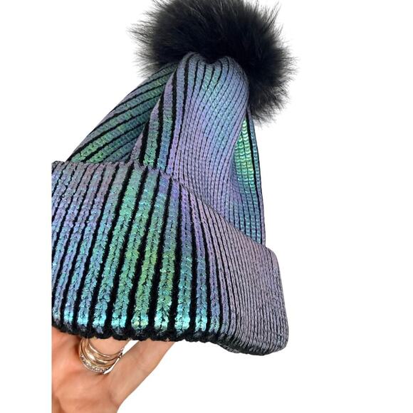 Adrienne Landau Sequin Beanie Hat OS Black Fox Fur Pom Metallic Iridescent NWOT - Picture 3 of 5